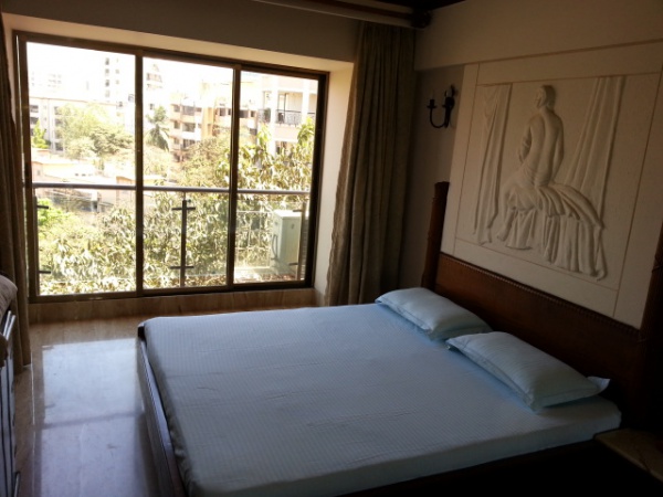 cater road Bandra sea view 2,3 bhk on rent,lease